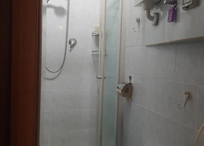 Hotel Avalon *